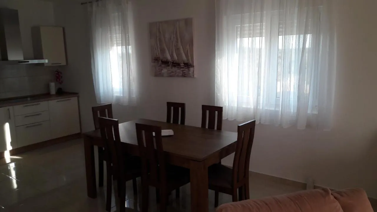 Holiday Home Luka Zadar 0*,