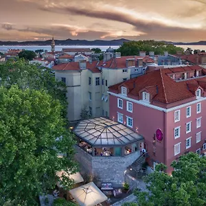 4* Отель Bastion Heritage