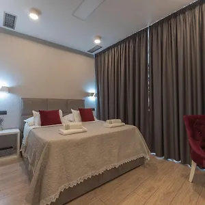 4* Alojamento de Acomodação e Pequeno-almoço Sky & Sun Luxury With Private Parking In The Garage
