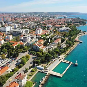 & Kolovare 3, Zadar