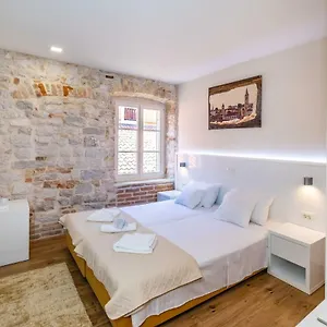 4* Casa de hóspedes Idassa Atrium