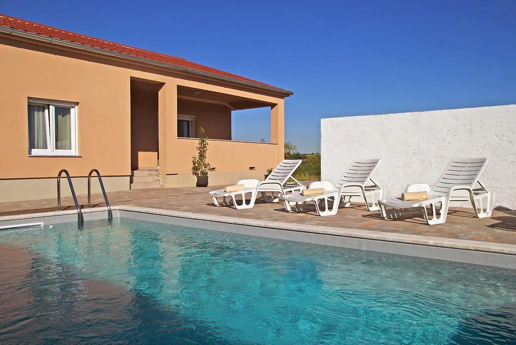 Holiday Home Luka Zadar