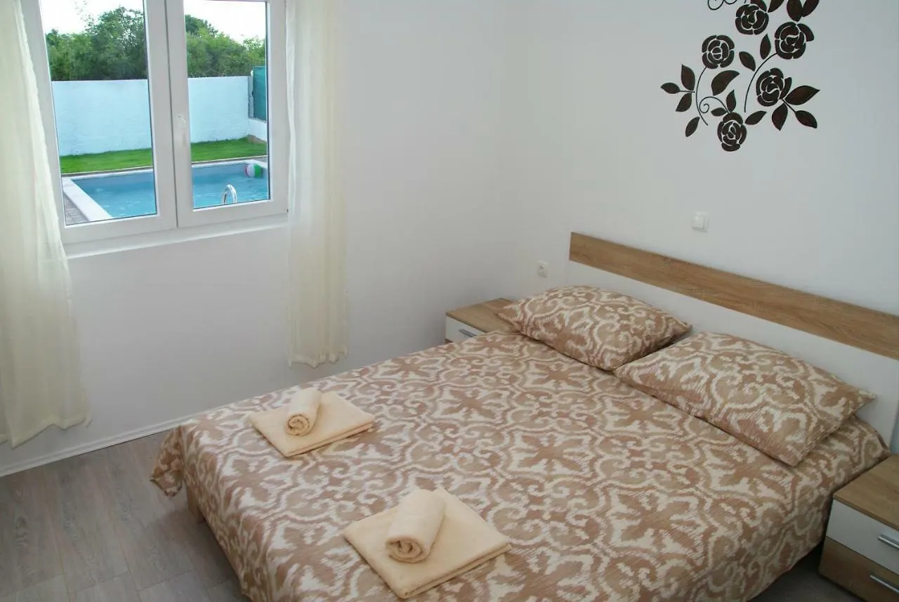 Holiday Home Luka Zadar