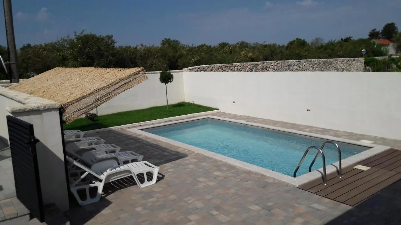 Holiday Home Luka Zára
