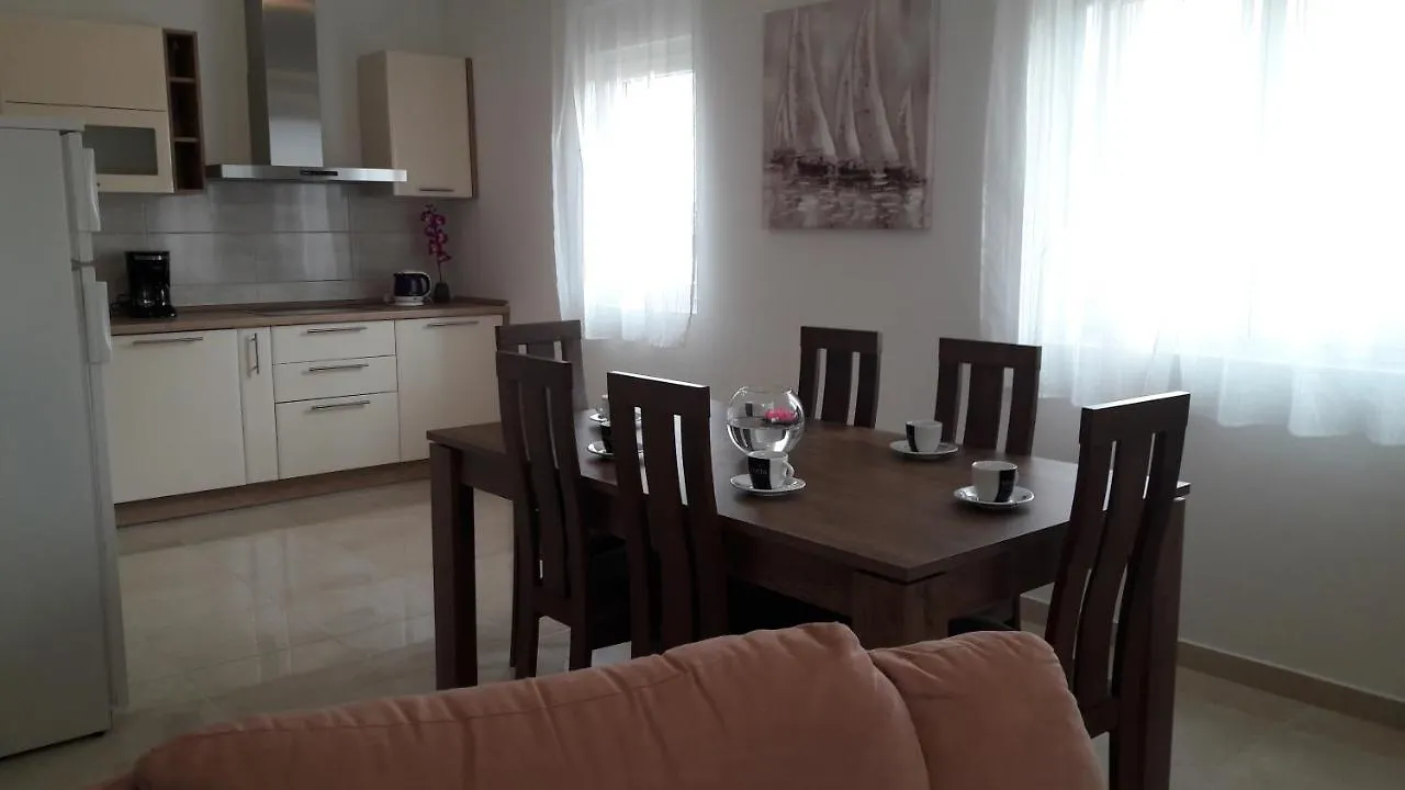 Holiday Home Luka Zára Horvátország
