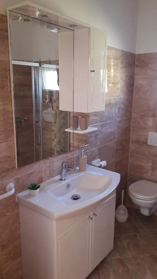Holiday Home Luka Zadar 0*,